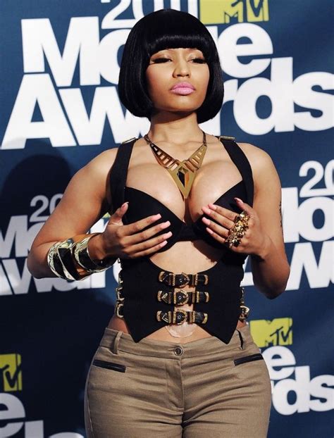 NAUGHTY Nicky Minaj Celeb 12 7651006 Nicki Minaj Wonder