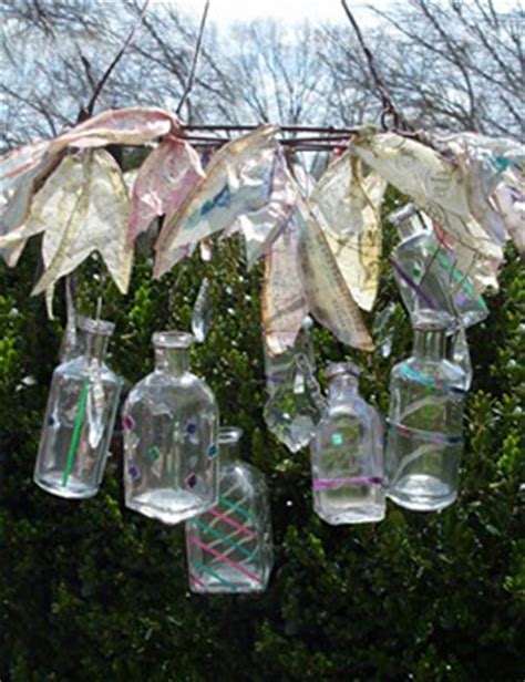 Luckily, a lot of home decor can be made yourself. Handmade Home Decor: Kool Tak Spring Chimes
