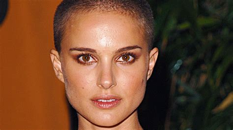keira knightley admitted that she wears a wig because of baldness youtube