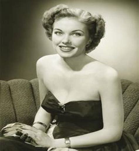 Plus, if you want to look younger, you should add youthful curls to your long hair. 1950s Women Hairstyles | Curly,Wavy and Updo