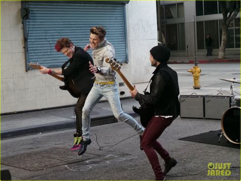 Hot Chelle Rae Hung Up Video Exclusive Set Photos Photo Exclusive Music Video