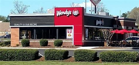 Apply to team member, crew member, kitchen team member and more! Wendy's - Restaurant | 6102 University Dr NW, Huntsville ...
