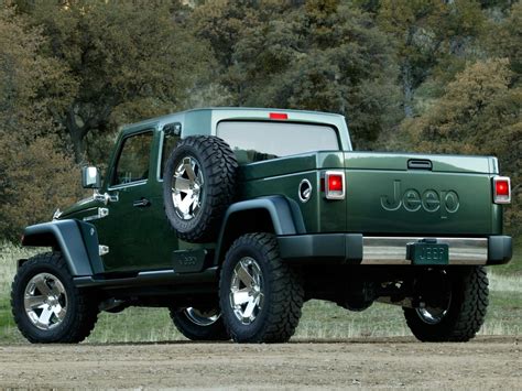 2020 Jeep Gladiator Pickup Truck Rendered As 6x6 Conversion Autoevolution