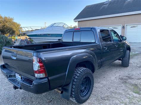 Toyota Tacoma 4x4 6ft Bed