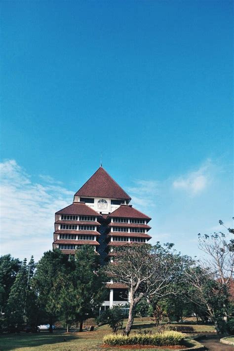 Fakultas Ekonomi Universitas Advent Indonesia