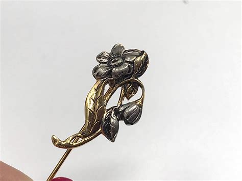 Two Tone Flower Stick Pin Gold Tone Silver Tone Etsy Silver Tone Gold Tones Silver