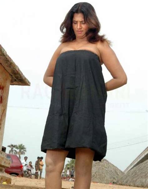 Bollywood Actreeses Desi Mallu Aunty Bhuvaneswari Show Boobs Without Saree