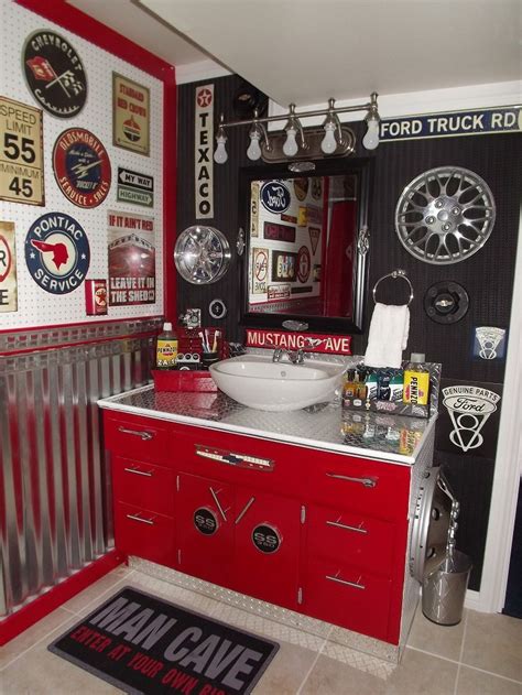 See more ideas about man cave bathroom, man cave, urinals. 15 Incredible Man Cave Decorating Ideas for Manly Craft ...
