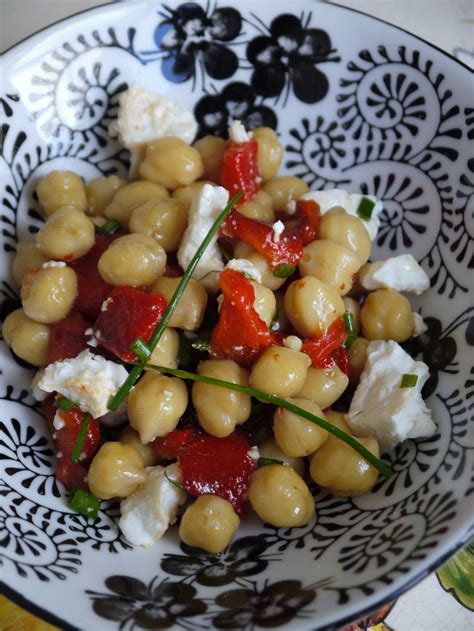 Salade de pois chiche au poivron grillé et à la feta