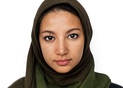 Worldface Mujer Iraní En Un Fondo Blanco Foto Gratis