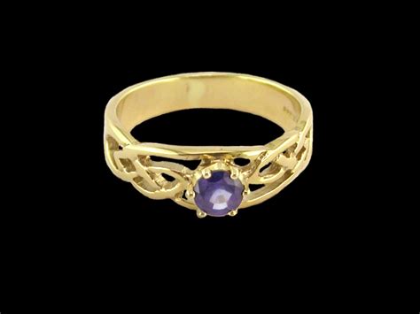 18ct Rhiannon Welsh Gold Myrddon Ring D933r Rhiannon Jewellery