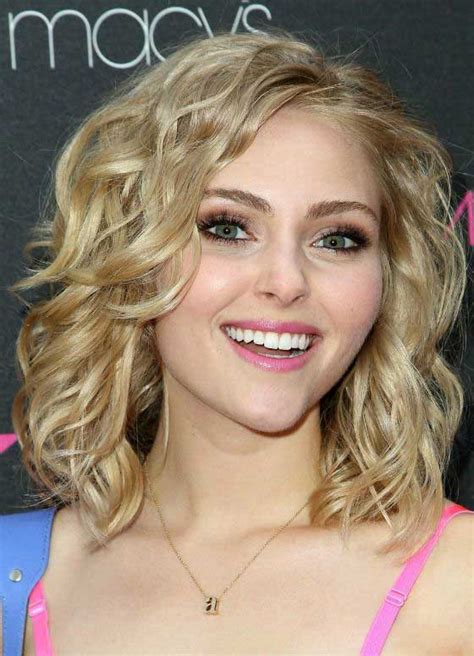 30 Most Delightful Hairstyles For Short Curly Hair