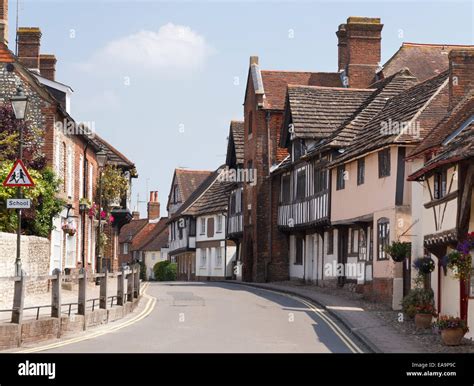 Typical English Village Street Hi Res Stock Photography And Images Alamy