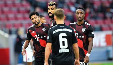 In the game fifa 21 his overall rating is 72. FC Bayern: Das interne Spielerranking bei FIFA 21 nach Gesamtstärke - Seite 1
