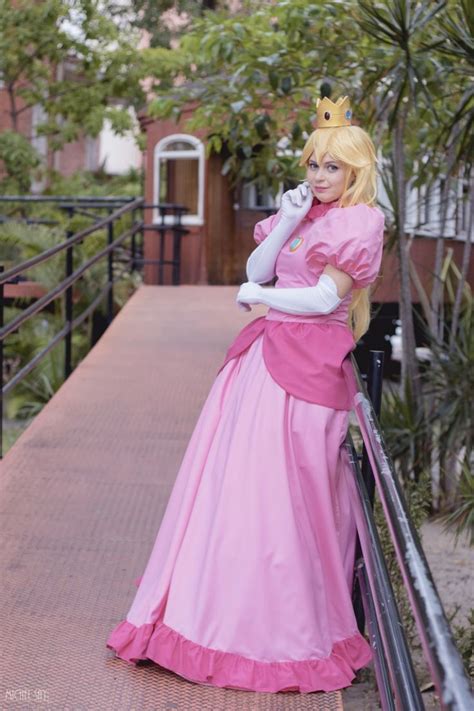 Princesse Peach Cosplay Nintendo Princess Disney Princess Princesa