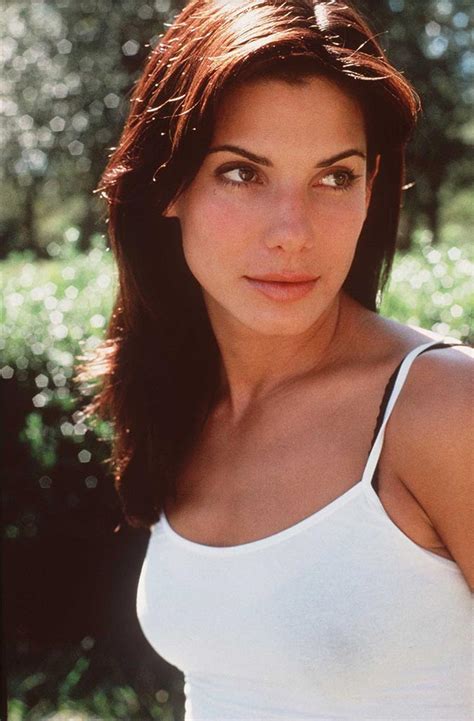 Sandra Bullock 10 Free Sexy And Always Fappable Images And Videos