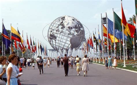 35mm Slide Ny Worlds Fair Unisphere International Flags 1964 Nywf