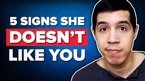 5 signs a girl doesn t like you youtube