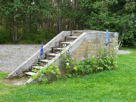 The Stairs To Nowhere Kuriositas Stairs In The Woods Stairs