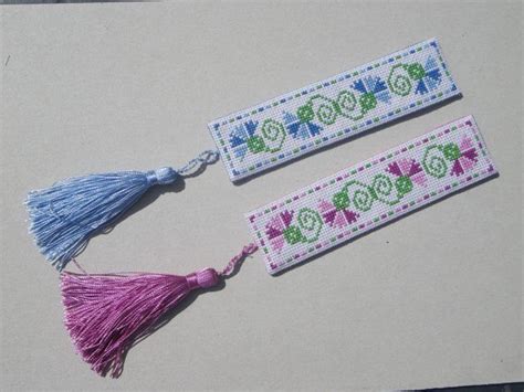 30,200 likes · 425 talking about this. easy bookmark tutorial | Cross stitch bookmarks, Cross ...