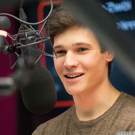 Aquarians are extroverted, friendly, and great listeners and friendship is the key component of a romantic relationship with an aquarian. Wincent Weiss - Wikipedia