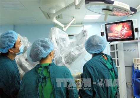 Vietnam First Carries Out Robotic Surgery For Liver Cancer Vietnam Times