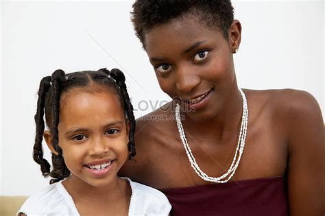 Mother And Daughter Picture And Hd Photos Free Download On Lovepik