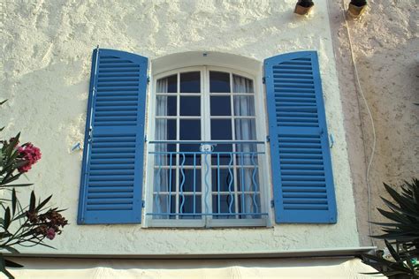 File:French shutters.jpg - Wikipedia