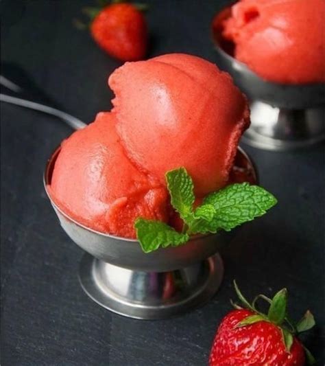 Essayez cette recette de glace aux fraises ! Comment faire ses propres crèmes glacées et sorbets sans ...