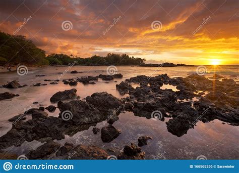 Sunset At Waialea Beach Or Beach 69 Big Island Hawaii Usa Stock Photo