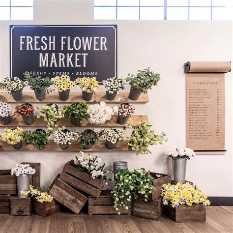 Hd to 4k quality, all ready for download! Take a Tour of Chip and Joanna Gaines's Shiplap-Filled ...