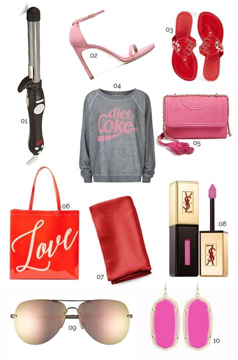 From a gorgeous bouquet of flowers to a super luxurious pajama set, you'll be sure to find the perfect valentine's day gift. Top TEN Valentine's day gifts for her | Valentines day ...
