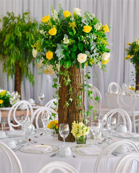 Decorating a christmas tree in 2021: When we design with Yellow & Green 💛💚 | Table decorations ...