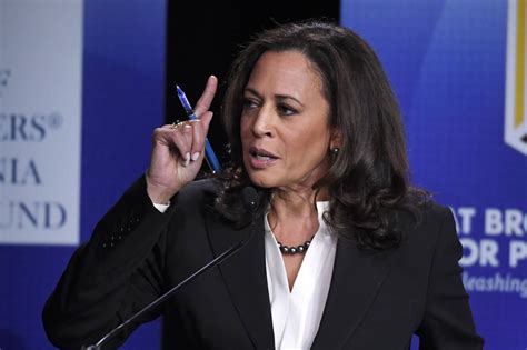 Democrat Kamala D Harris Wins U S Senate Race In California Wsj