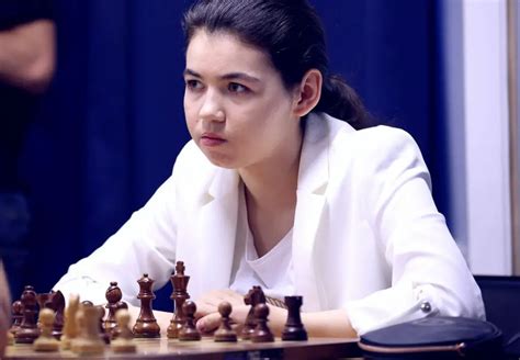 Top 10 Female Chess Players Of All Time Chesseasy