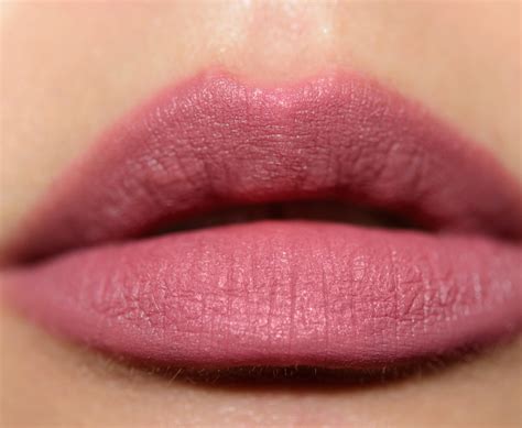 Mac Sultry Move Ripened Reverence Powder Kiss Lipsticks Reviews And Swatches Fre Mantle