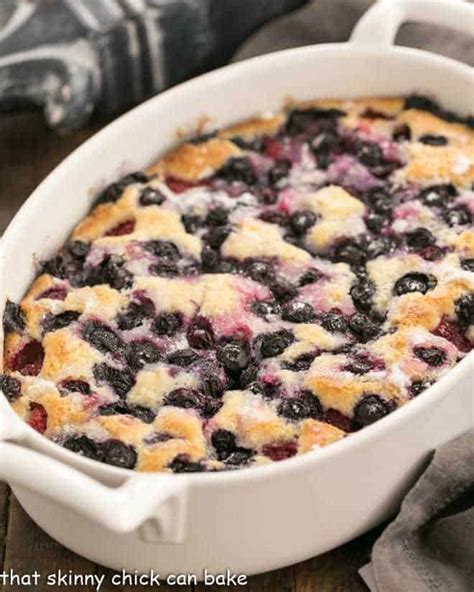 Easy Mixed Berry Cobbler That Skinny Chick Can Bake
