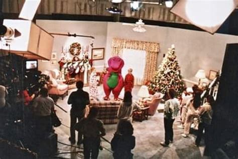 Barney And The Backyard Gang Waiting For Santa 1990 Backyard Ideas