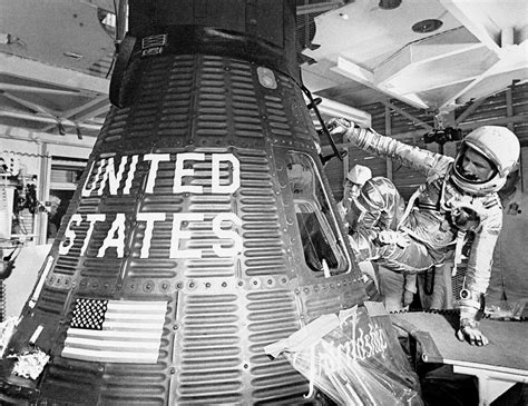 john glenn first american to orbit the earth dies at 95