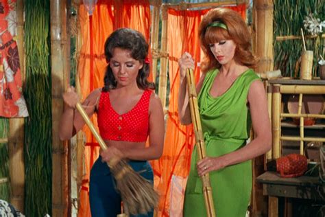 Ranking Gingers Best Outfits On Gilligans Island Gilligans