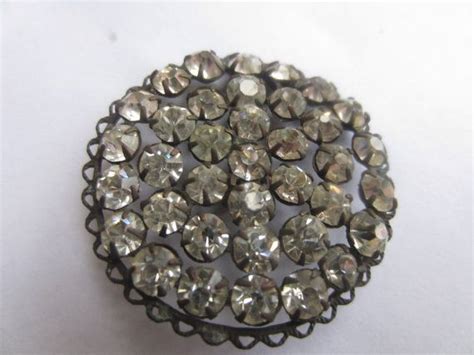 Vintage Buttons Large And Beautiful Rhinestone Set In A Dark Etsy