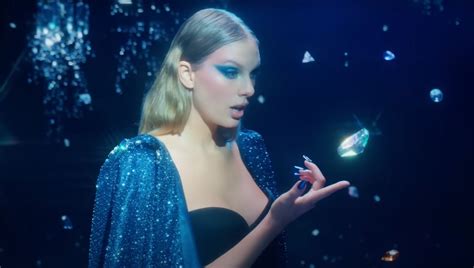 Taylor Swifts Bejeweled Music Video Is Filled With Easter Eggs The