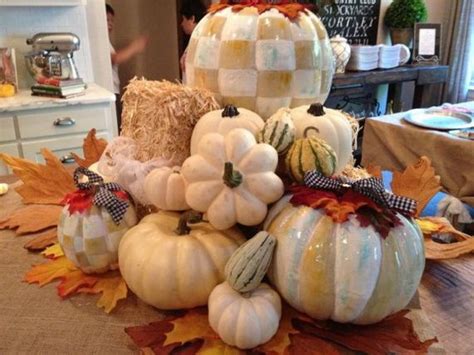 60 Amazing Pumpkin Centerpieces And Glorious Fall Decorating Ideas