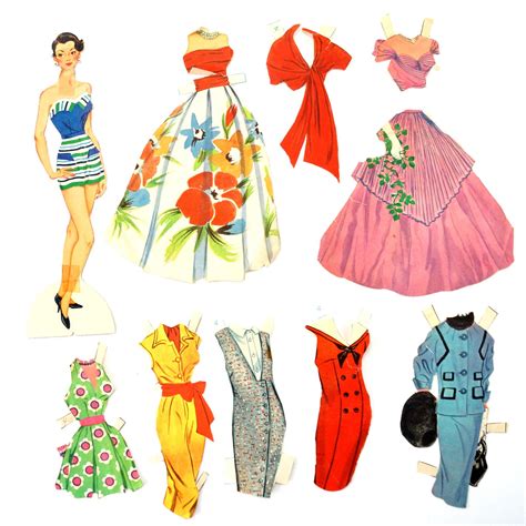 Vintage Paper Doll Carole With Clothing 10 Pieces C1940s