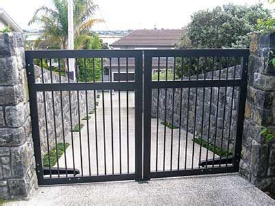More images for simple metal fence designs for homes » Other Simple Metal Gate Plain On Other Throughout Design ...