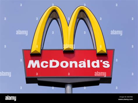 The Mcdonalds Logo Hi Res Stock Photography And Images Alamy