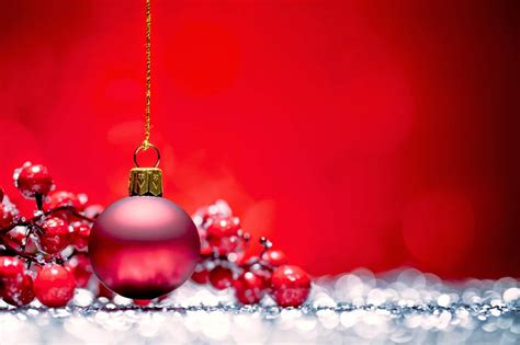 Les gens se bousculent dans les centres commerciaux pour se réchauffer mais aussi pour travailler le thème de l'invitation et des fêtes de fin d'année dans la joie et la bonne humeur! Bonnes fêtes de fin d'année