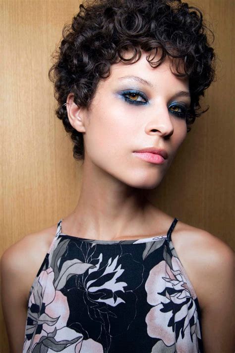 Curls Curls Curls We Do Adore Pixie Cuts For Curly Hair