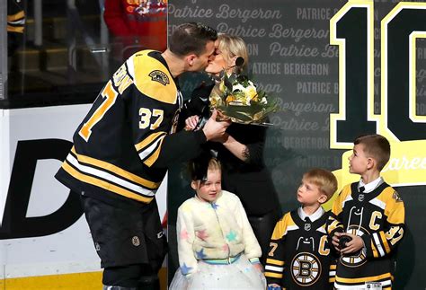 Patrice Bergeron saluted for reaching 1,000 points - The Boston Globe
