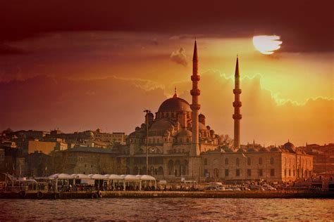 Istanbul Turkey Wallpapers Top Free Istanbul Turkey Backgrounds Wallpaperaccess